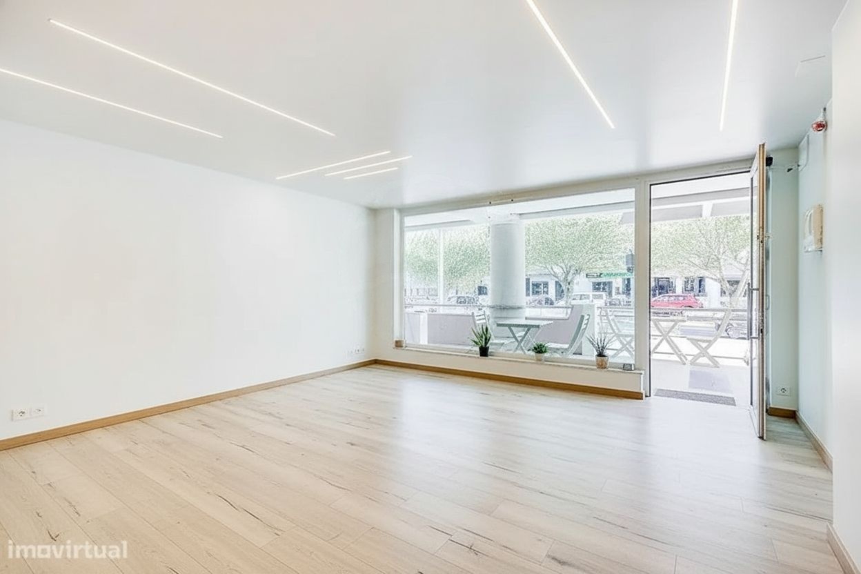 Loja Comercial Costa da Caparica